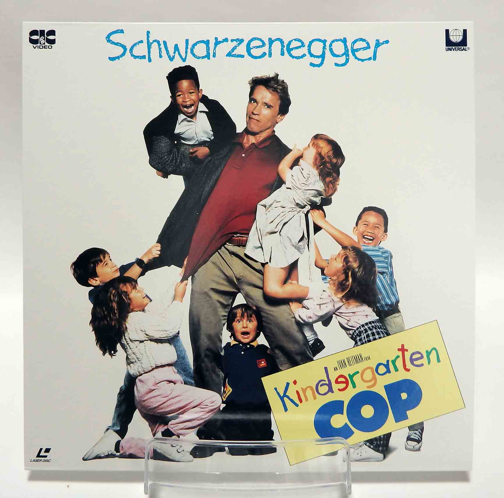Laserdisc NTSC vost jpn - Un flic à la maternelle