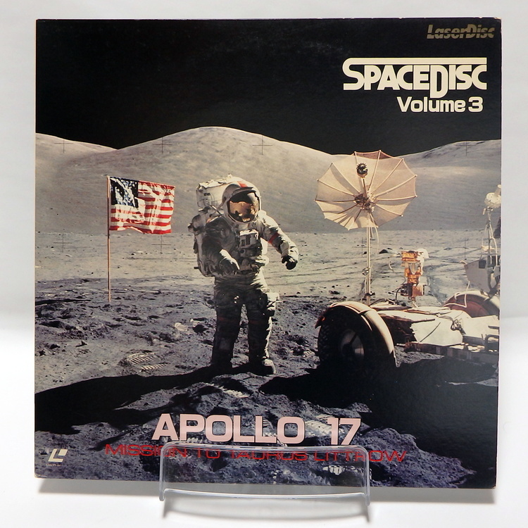 Laserdisc Japonais de "Space Disc Vol. 3: Apollo 17 Mission to Taurus-Littrow" - Édition NTSC, Version Originale Anglaise